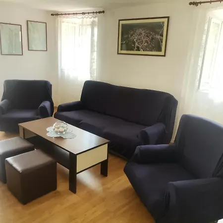 Сasa de vacaciones House Moro